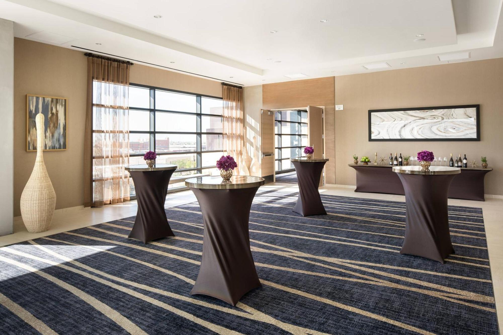 Courtyard By Marriott Phoenix Downtown Zewnętrze zdjęcie