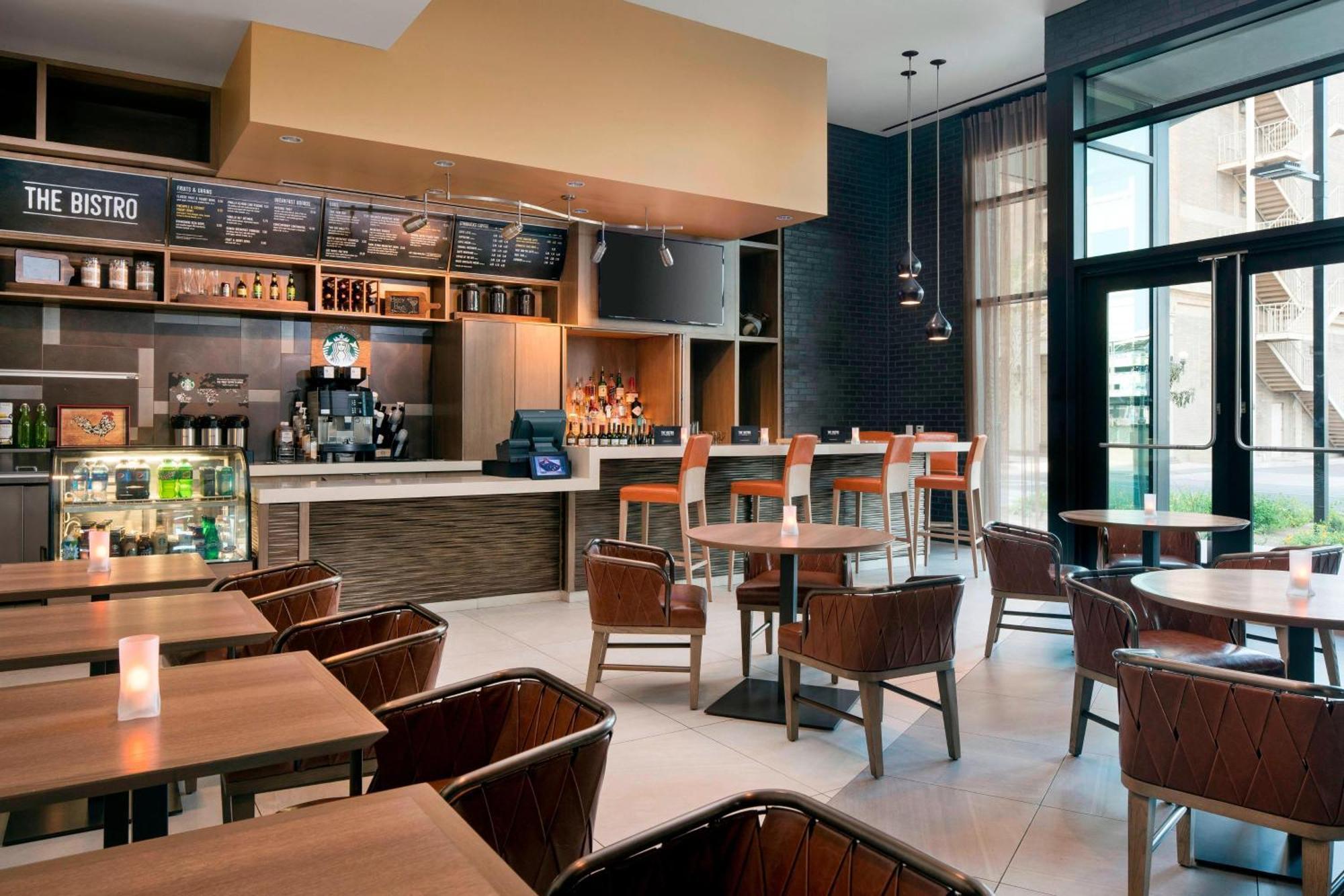 Courtyard By Marriott Phoenix Downtown Zewnętrze zdjęcie